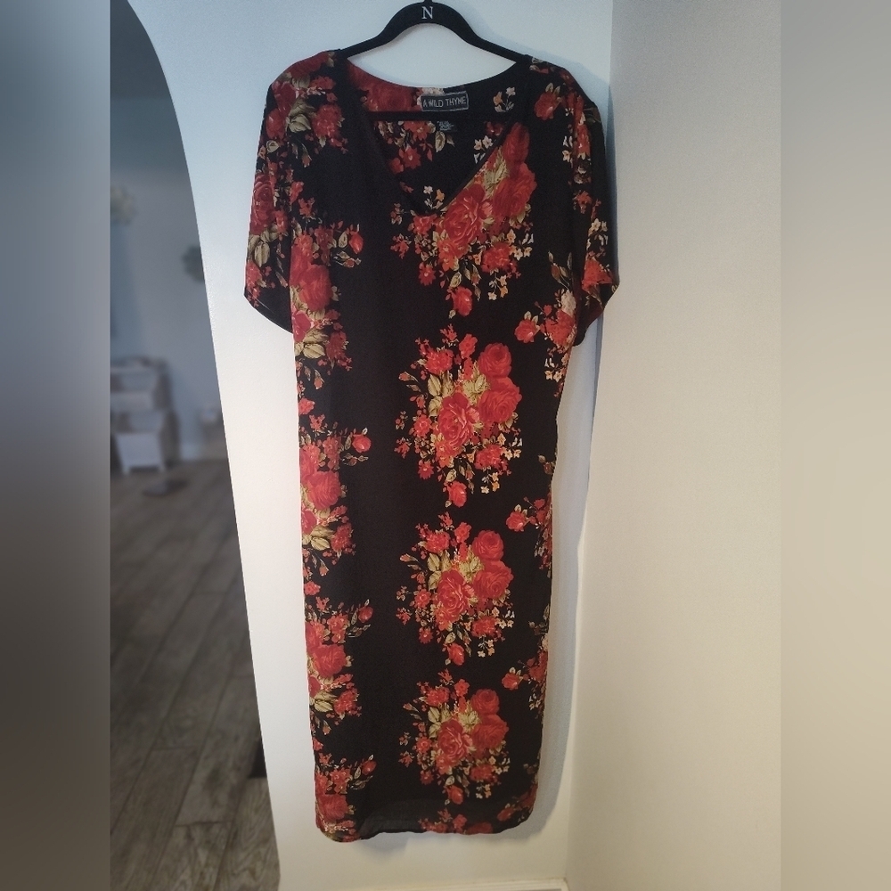 A Wild Thyme Plus Size Floral Black Dress #388
